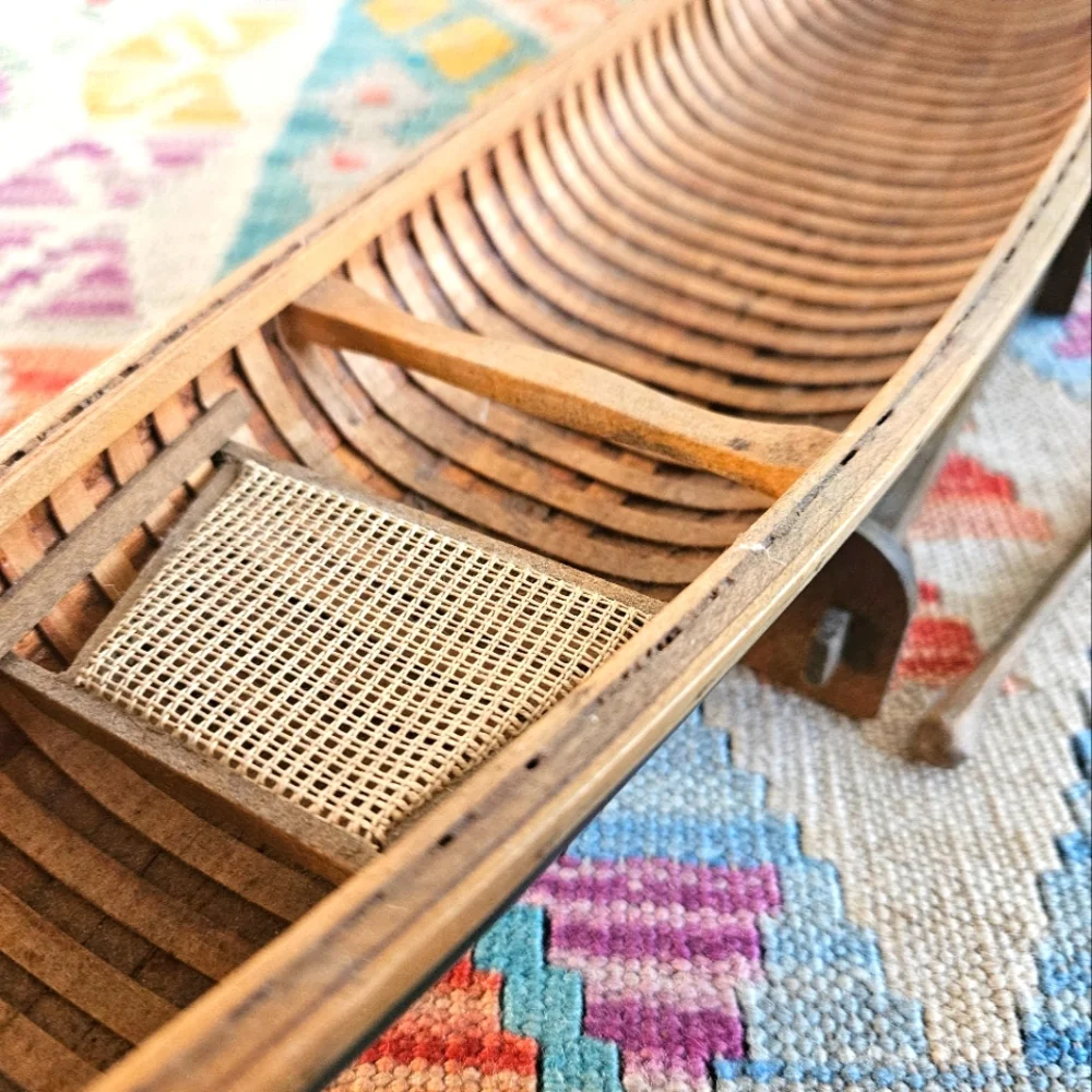 Antique wooden model canoe - Picture 7 of 10